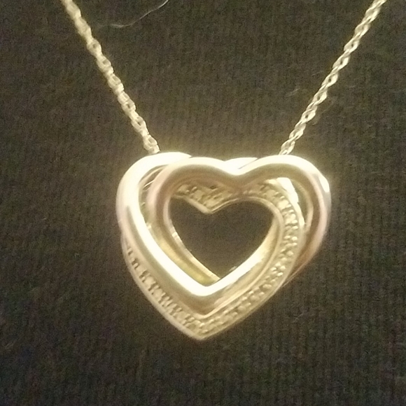 🎉Zales Heart Pendant Necklace - Picture 5 of 6